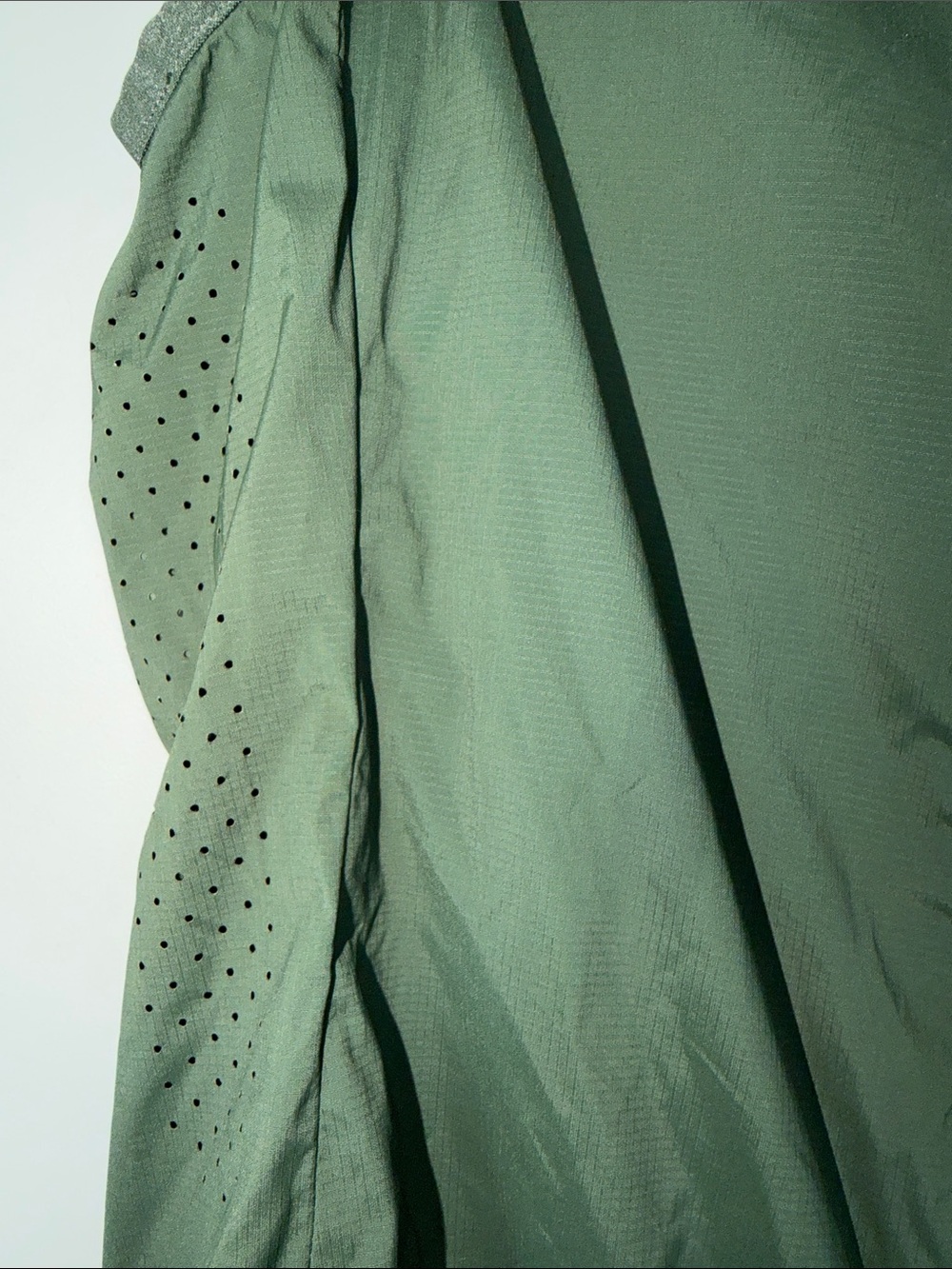 MAAP Wind Vest - Picture 5 of 5